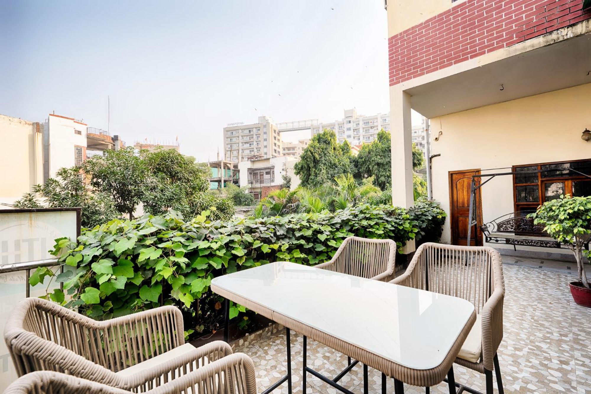 International Travellers' By Ith Hostel Varanasi