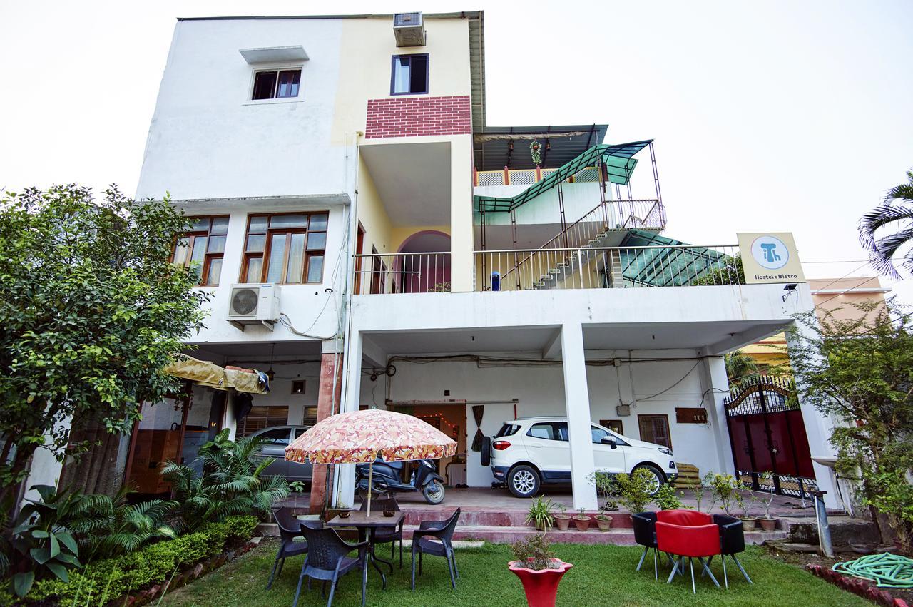 International Travellers' By Ith * Varanasi